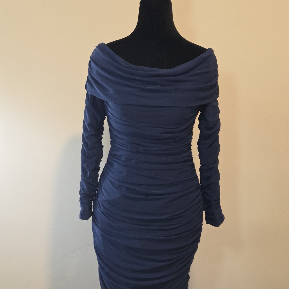 Elegant Navy Blue Off-Shoulder Dress
